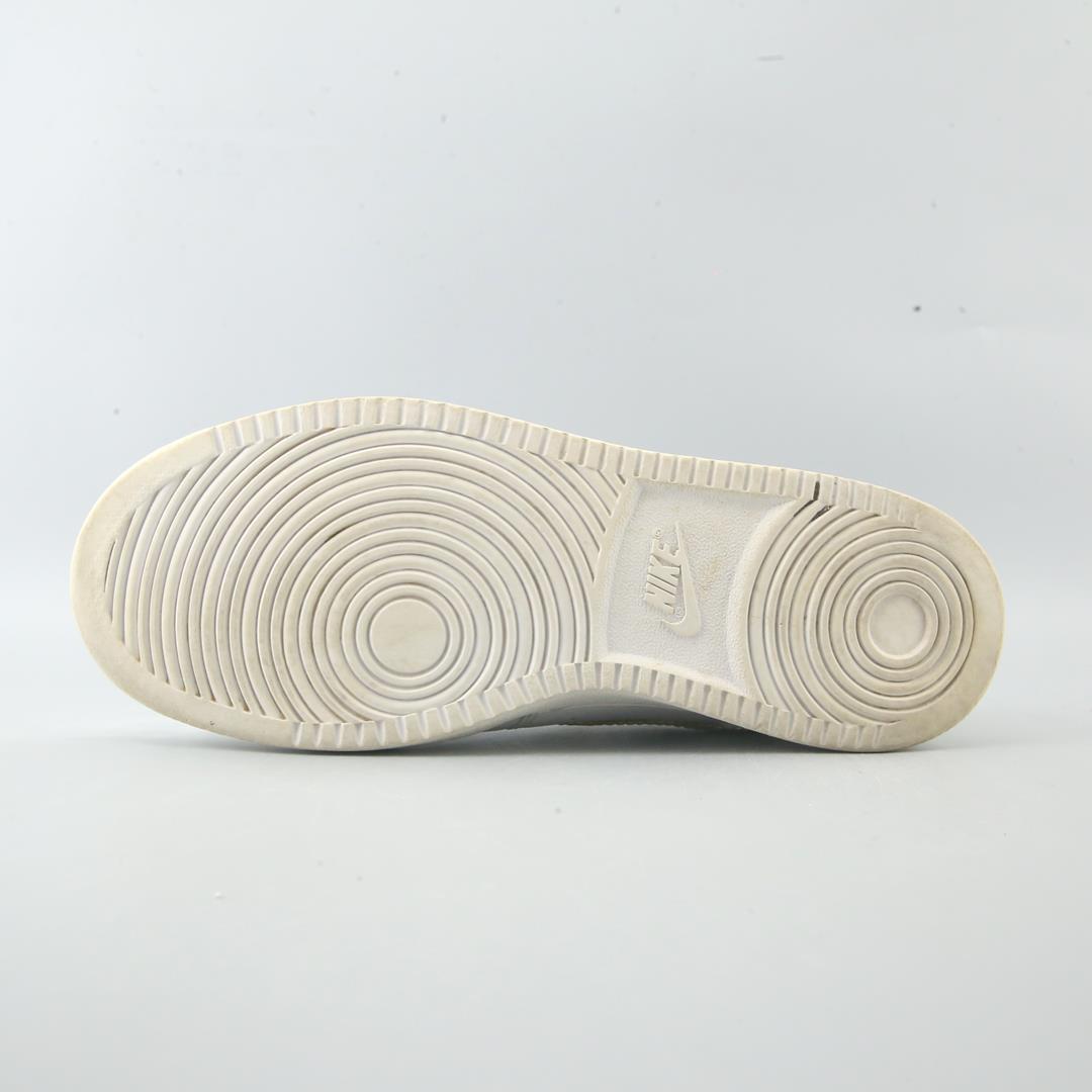 NIKE COURT VISION LOW