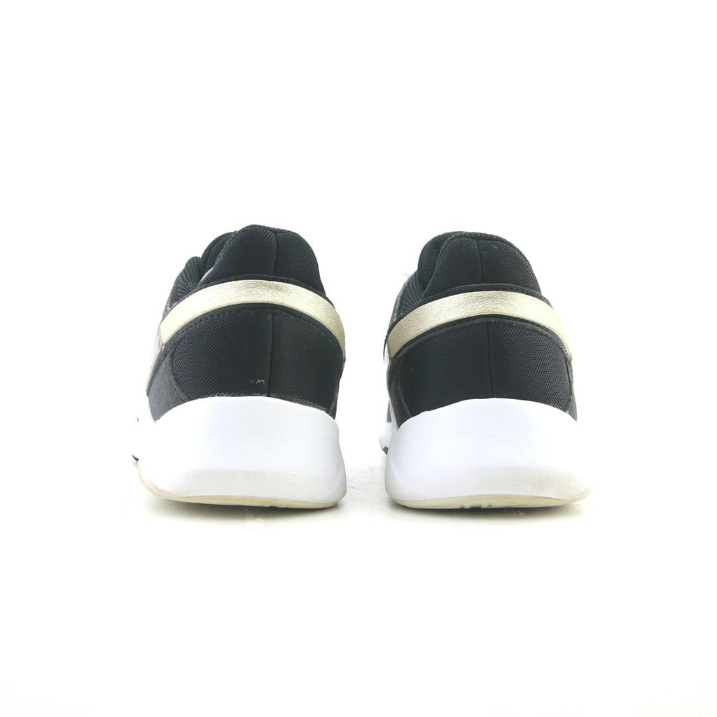 NIKE LEGEND ESSENTIAL 2