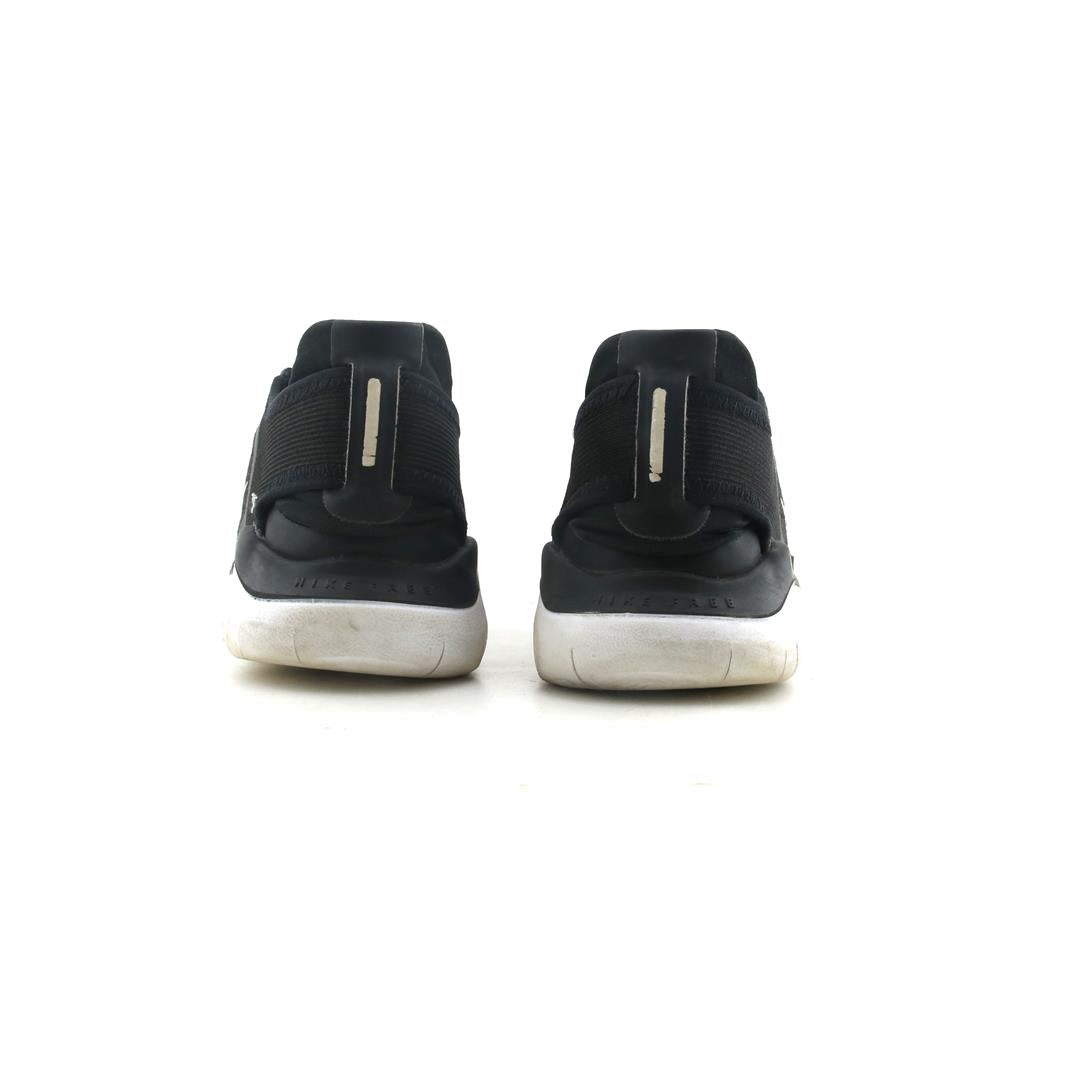 NIKE FREE RUN