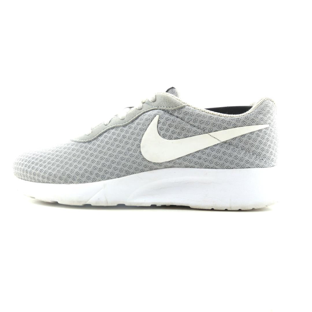 NIKE TANJUN