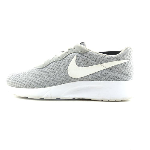 NIKE TANJUN