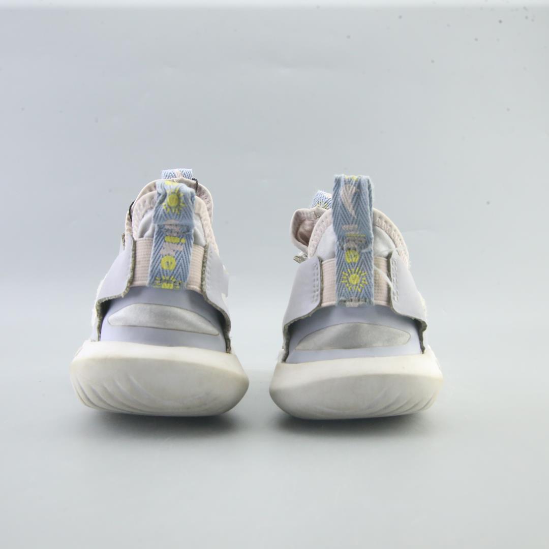 NIKE FLEX RUNNER DREAM
