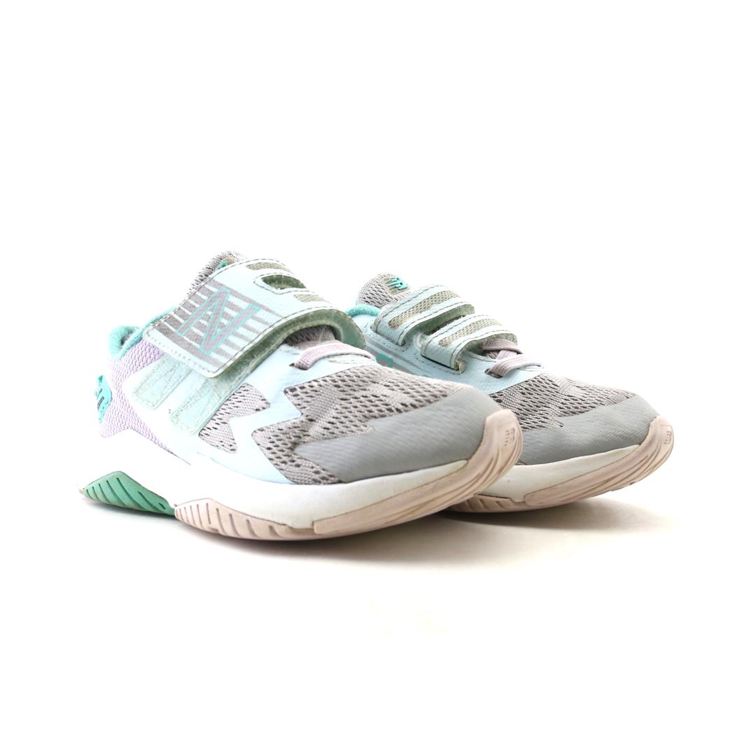 NEW BALANCE RAVE RUN V1