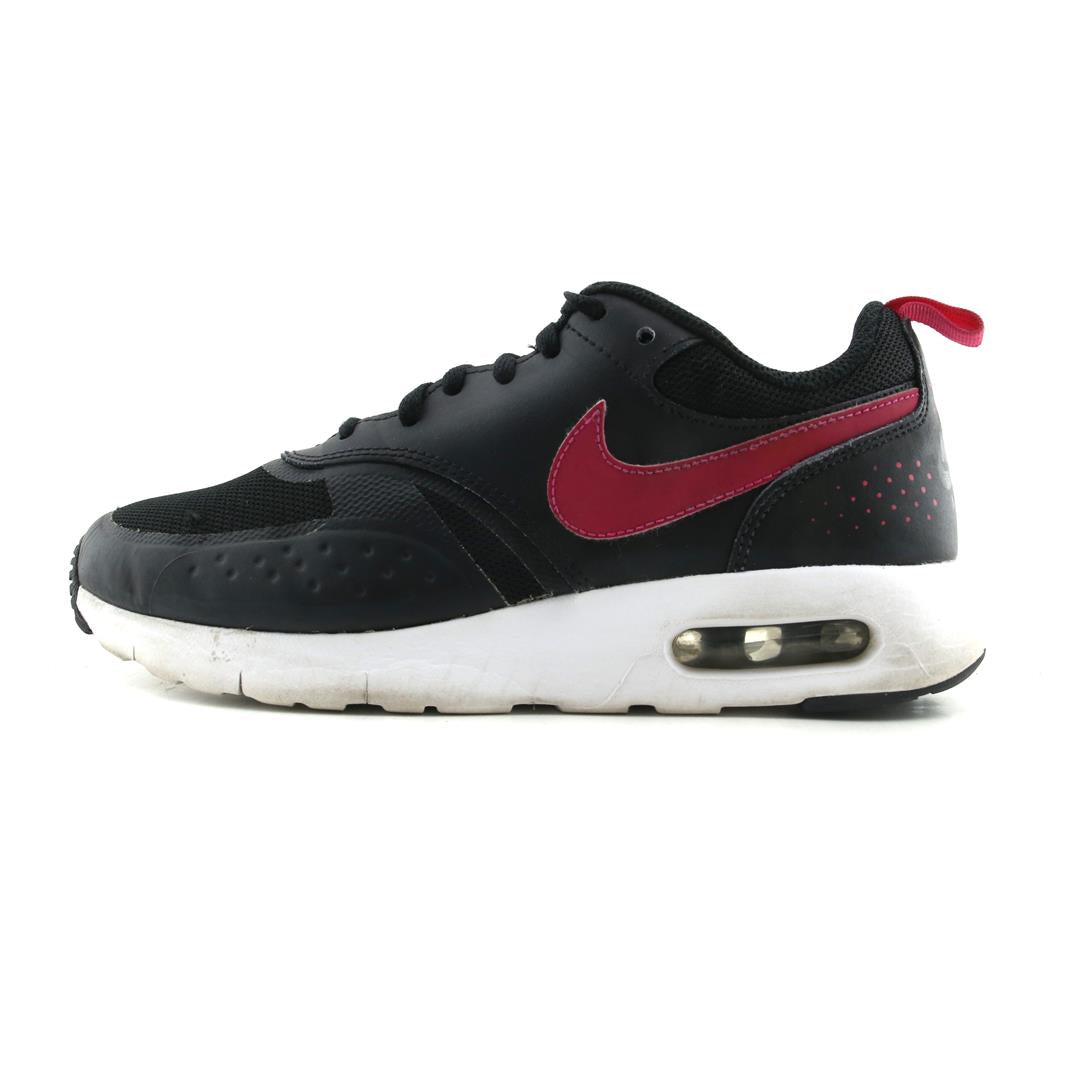 NIKE AIR MAX VISION