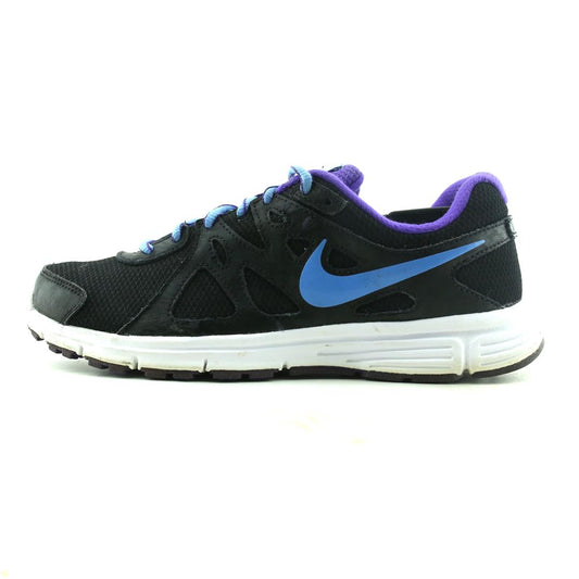 NIKE REVOLUTION 2
