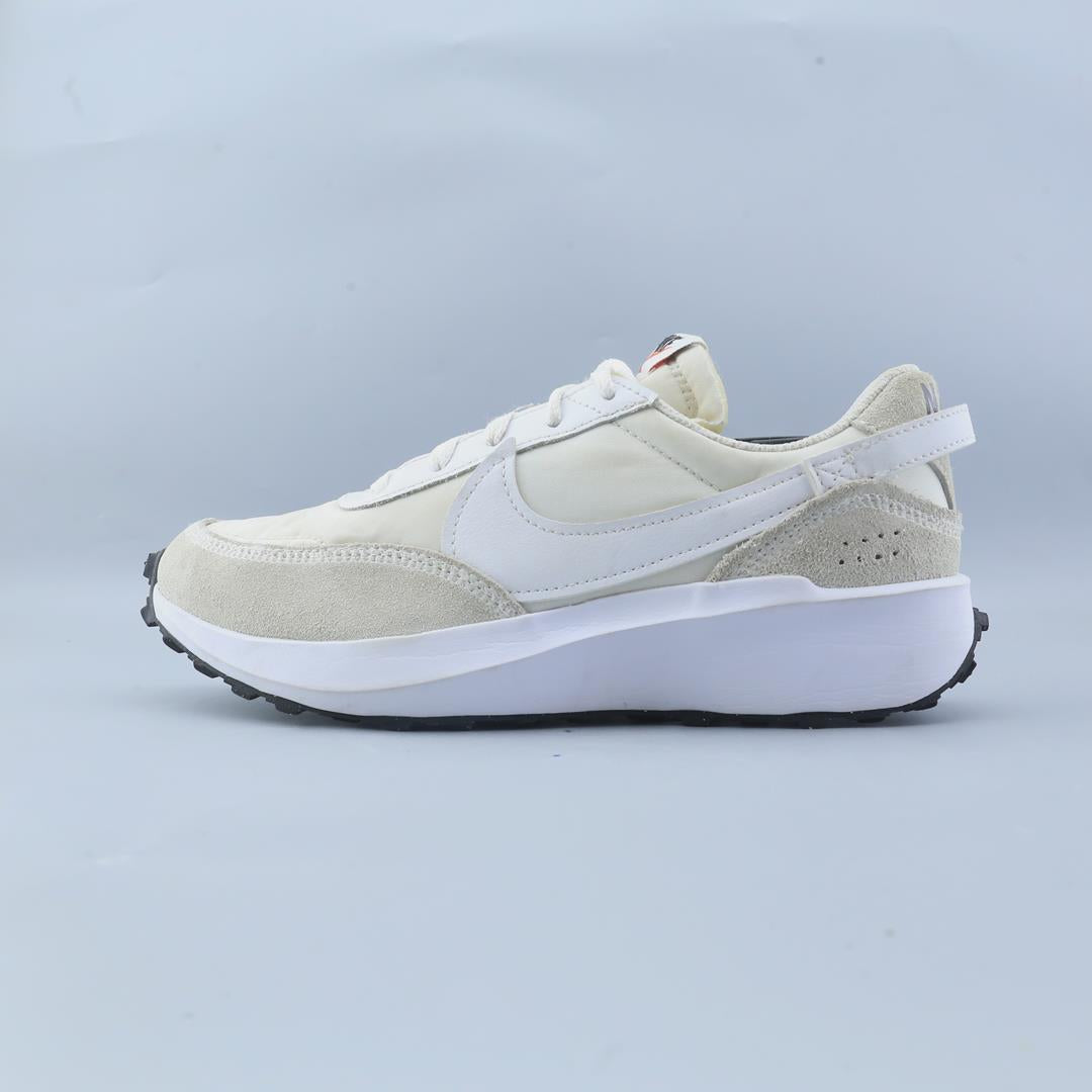 NIKE  WAFFLE DEBUT