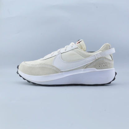 NIKE  WAFFLE DEBUT