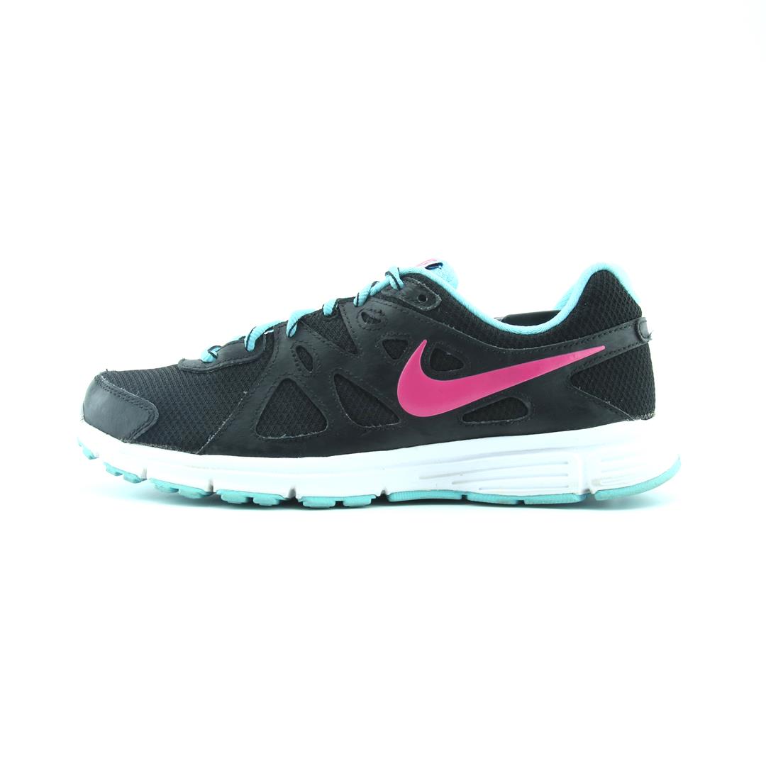 NIKE REVOLUTION 2