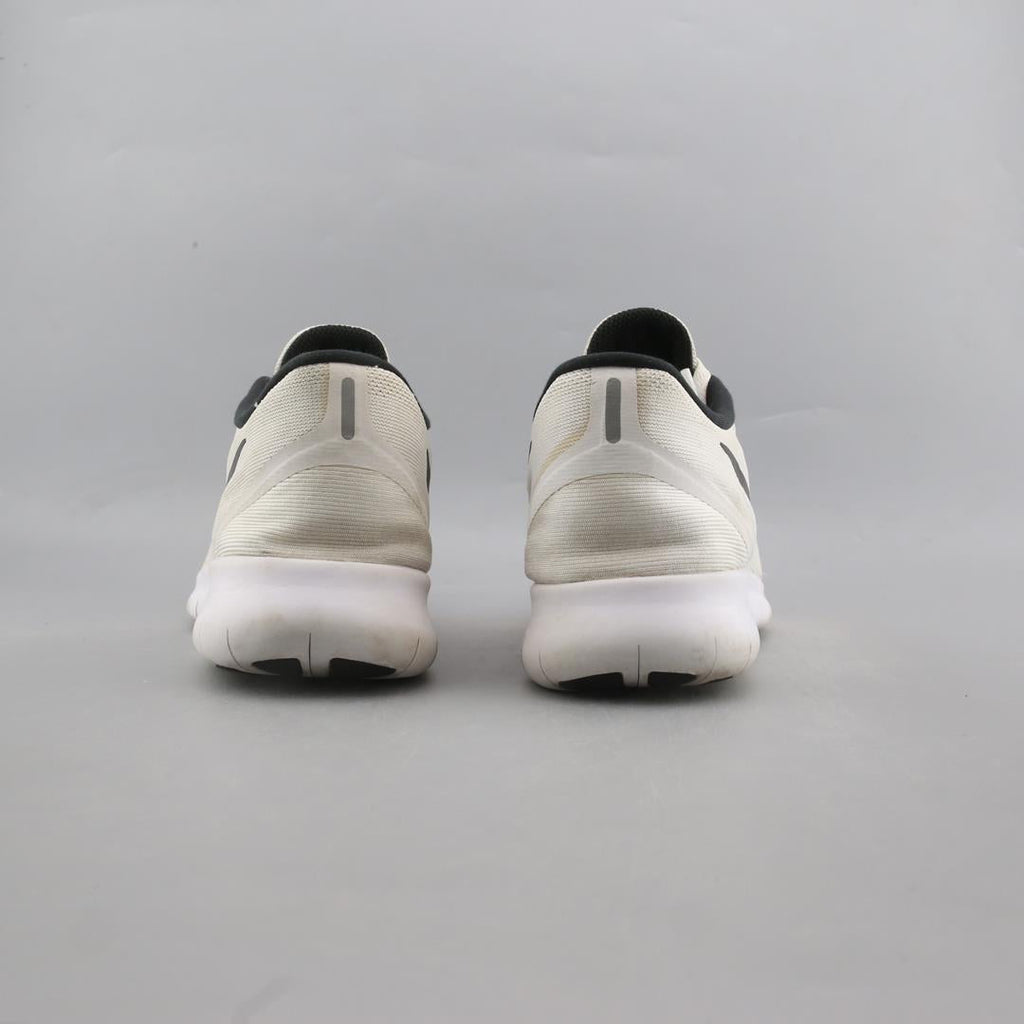 NIKE FREE RN
