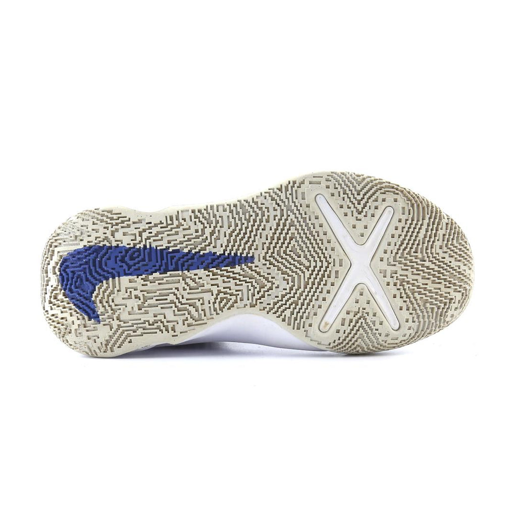 NIKE  HUSTLE D 10