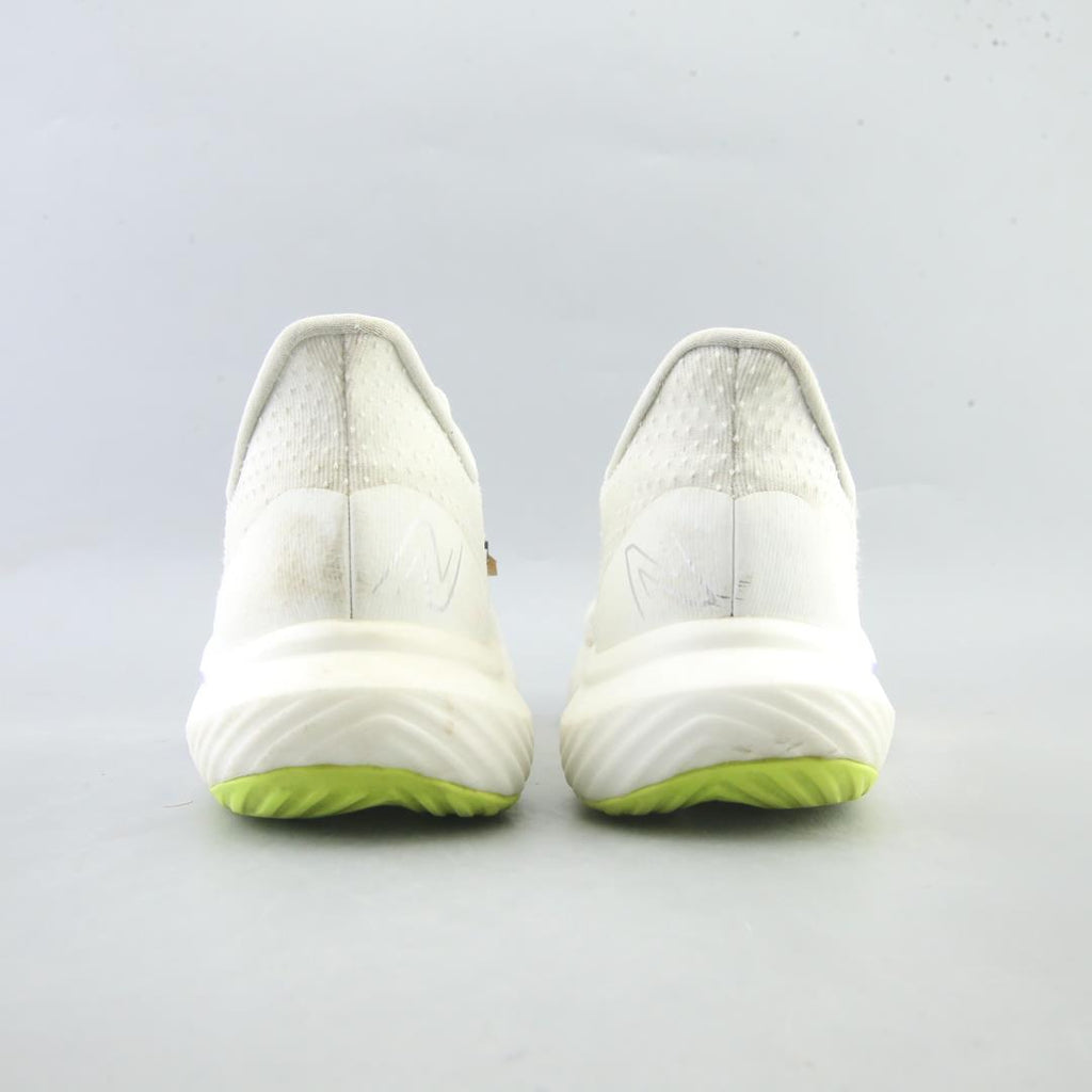 NEW BALANCE FUELCELL REBEL V3