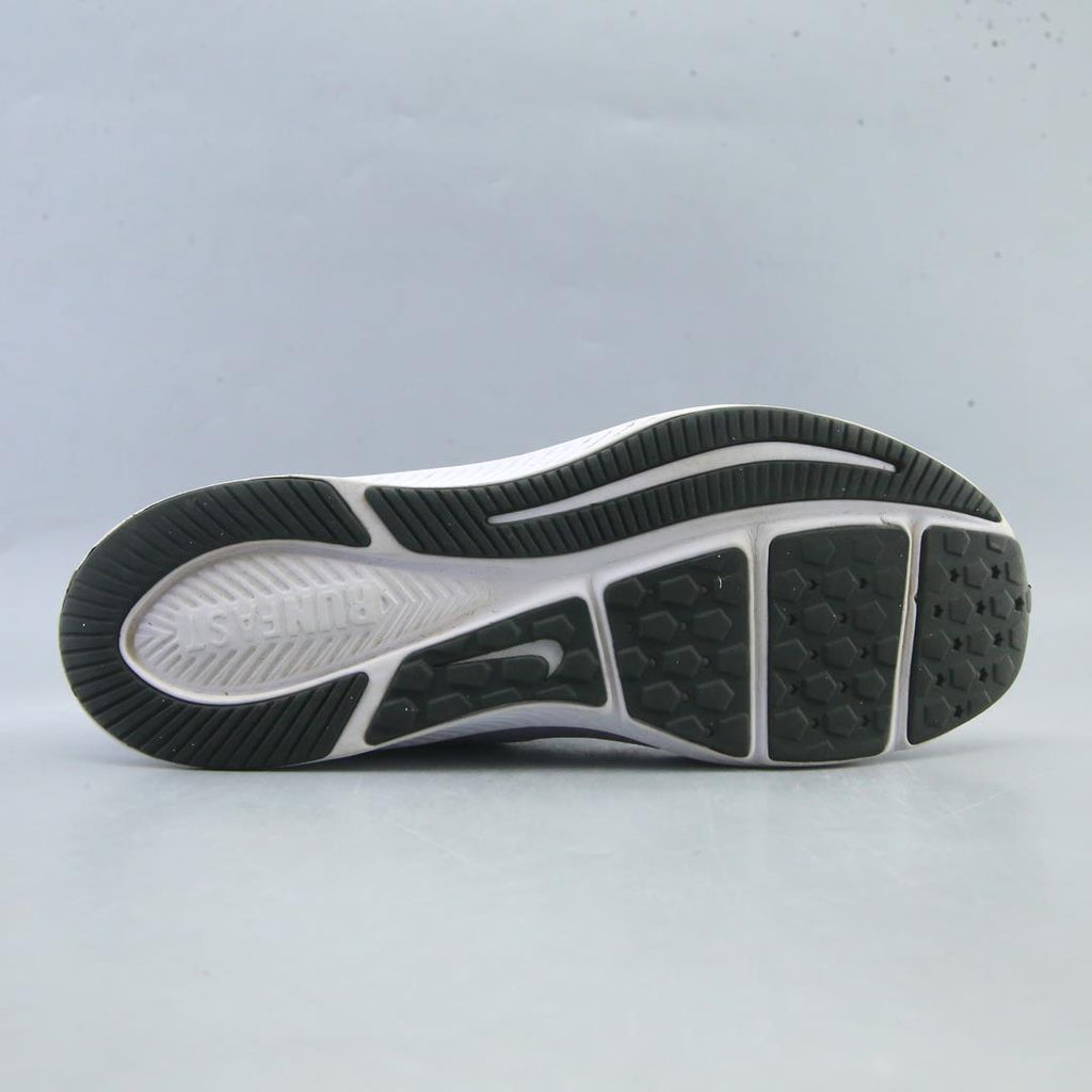 NIKE STAR RUNNER 2