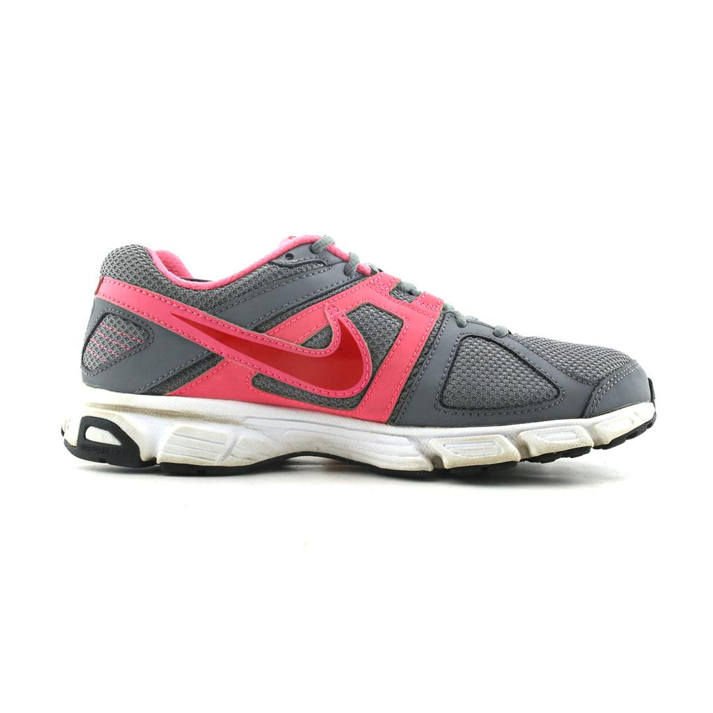 NIKE  DOWNSHIFTER 5