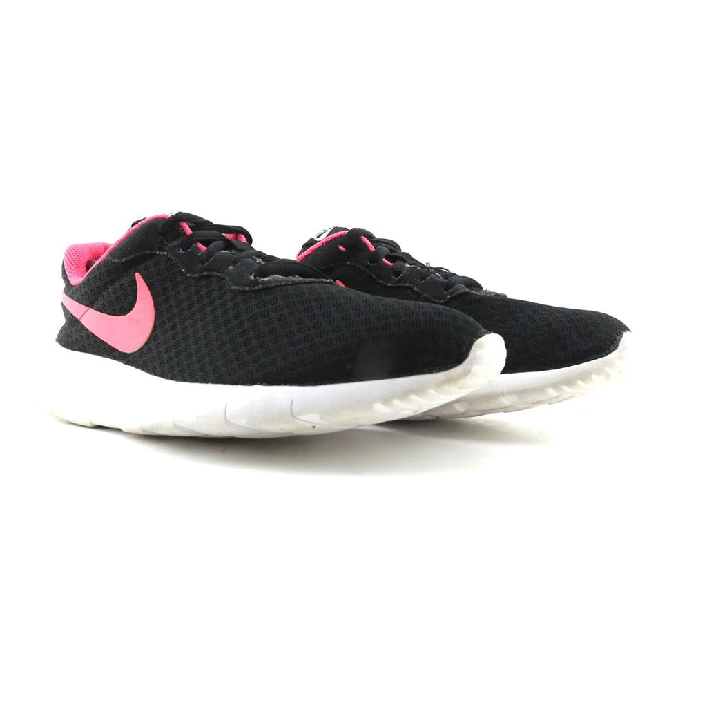 NIKE TANJUN