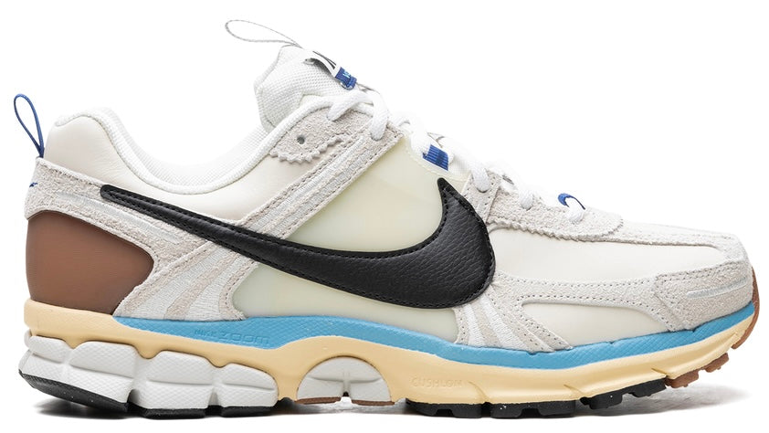 Nike Zoom Vomero 5 PREMIUM Designed by Japan