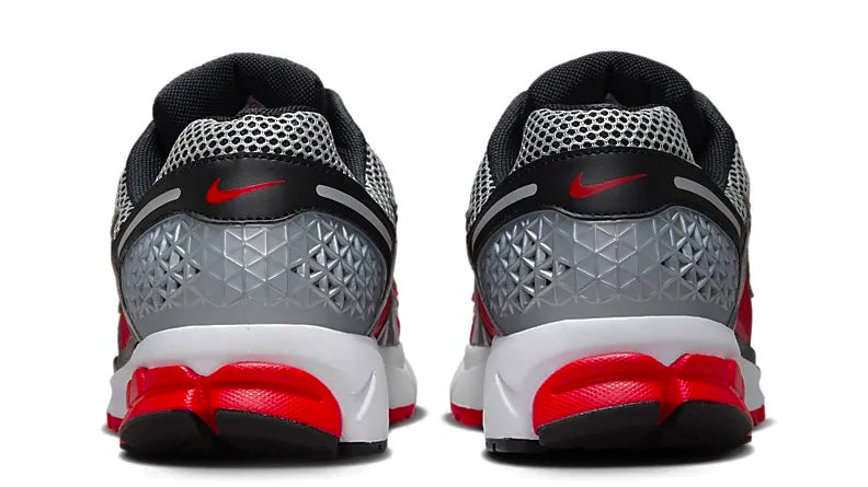 Nike Zoom Vomero 5 Metallic Silver University Red