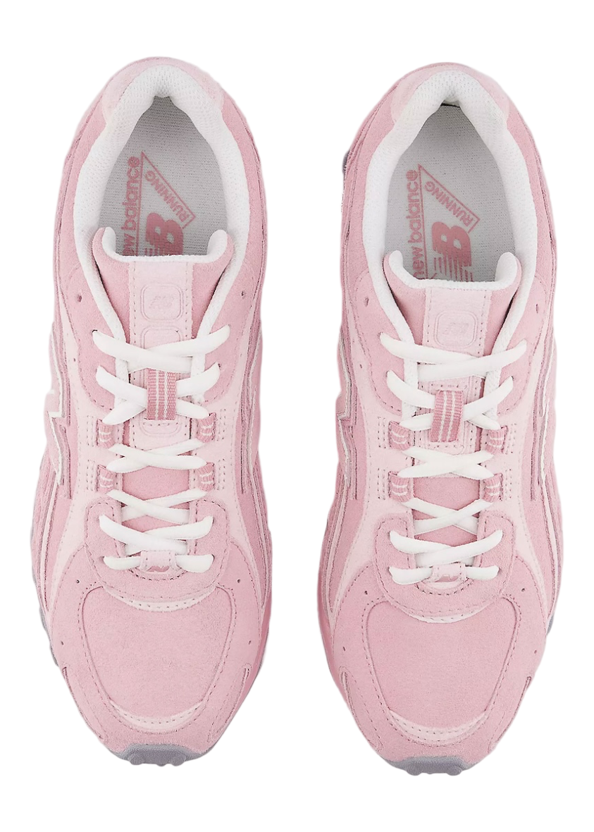 New Balance 204L Pastel Pink