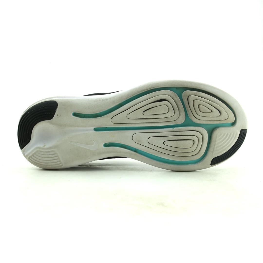 NIKE LUNAR APPARENT