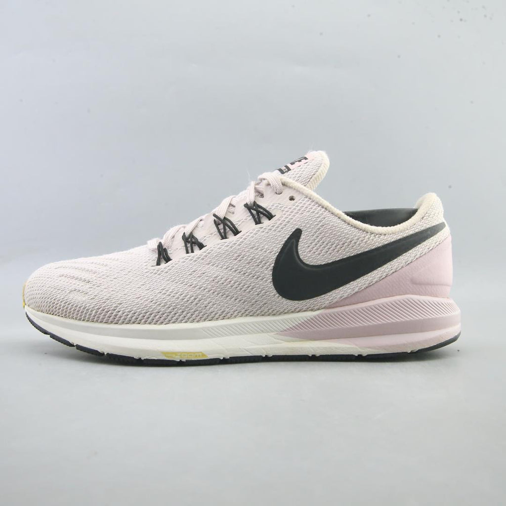 NIKE AIR ZOOM STRUCTURE 22