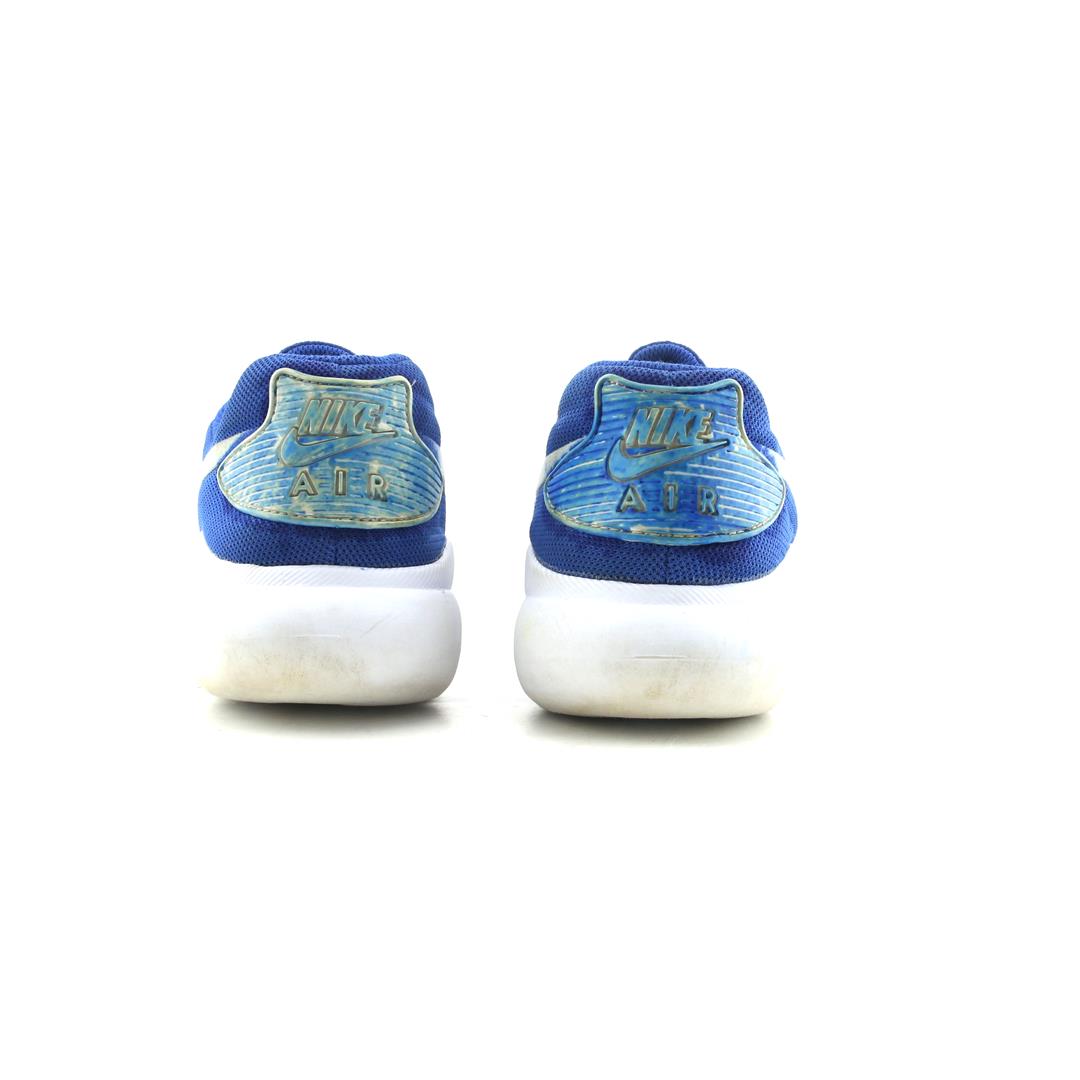 NIKE AIR MAX OKETO
