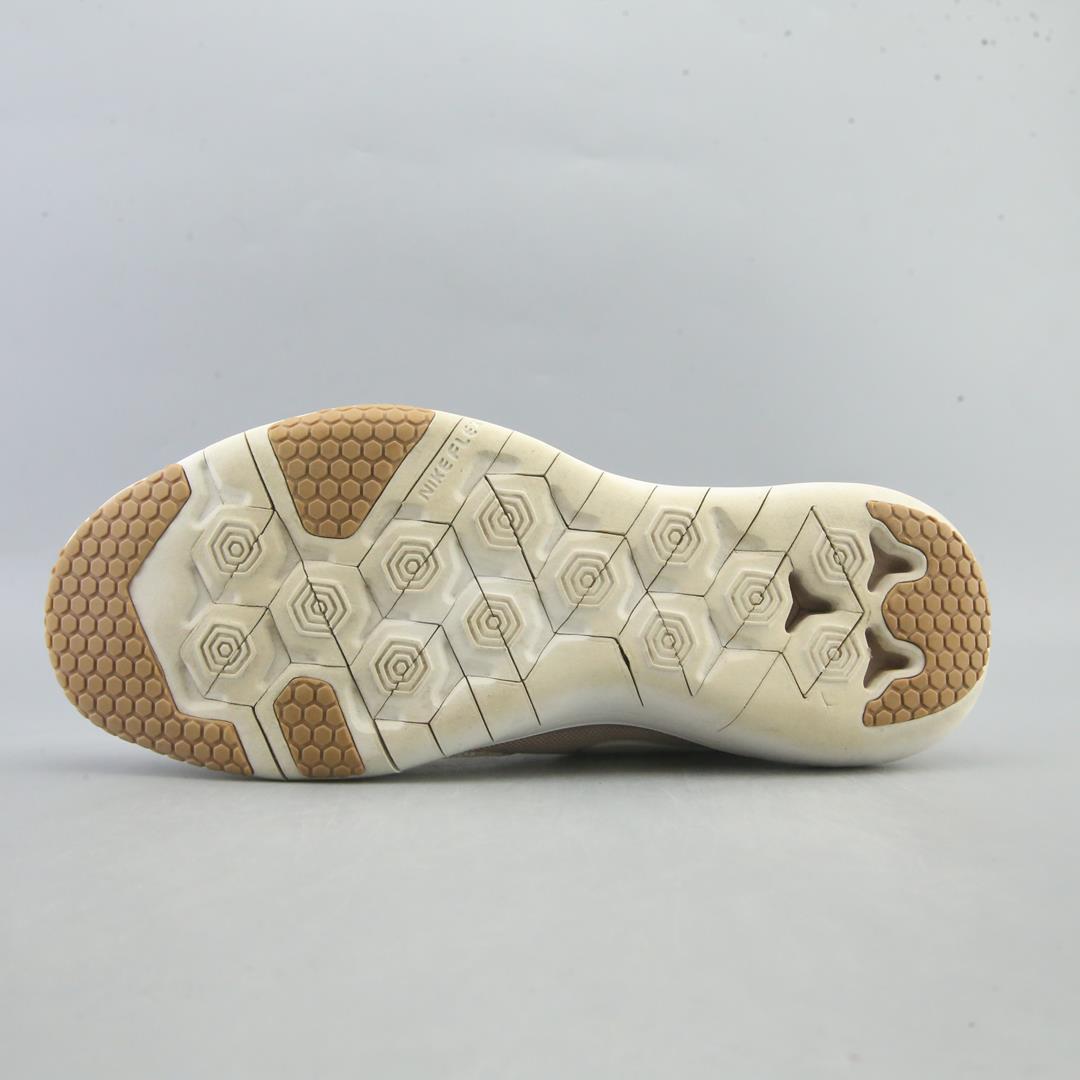 NIKE FLEX SUPREME TR 6