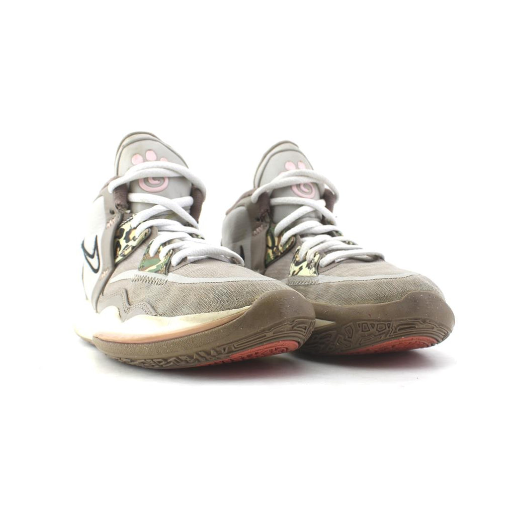 NIKE KYRIE INFINITY
