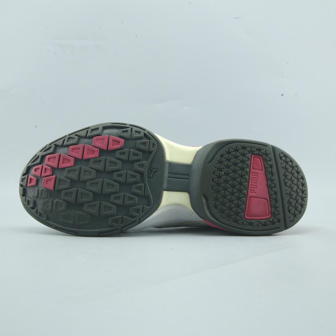 PUMA TAZON 6
