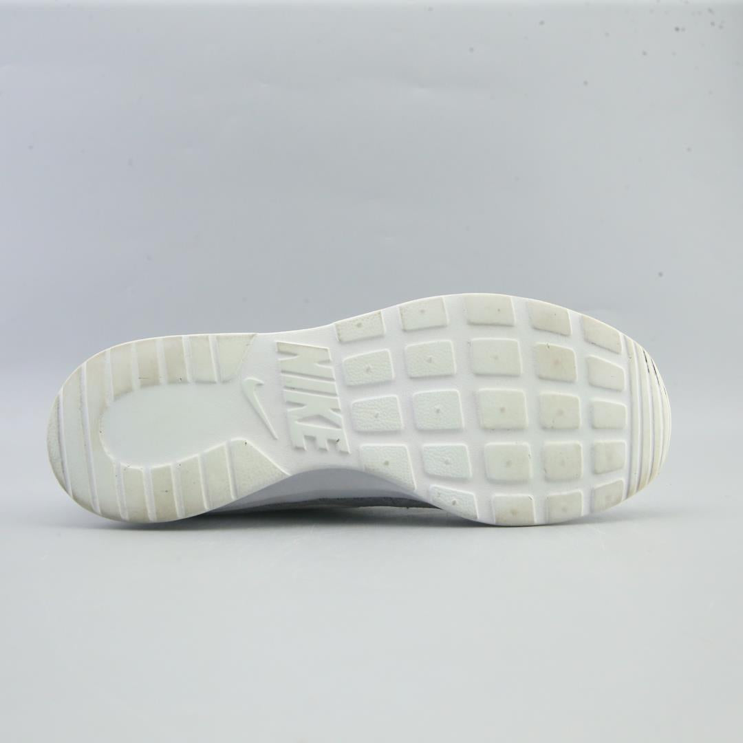 NIKE TANJUN