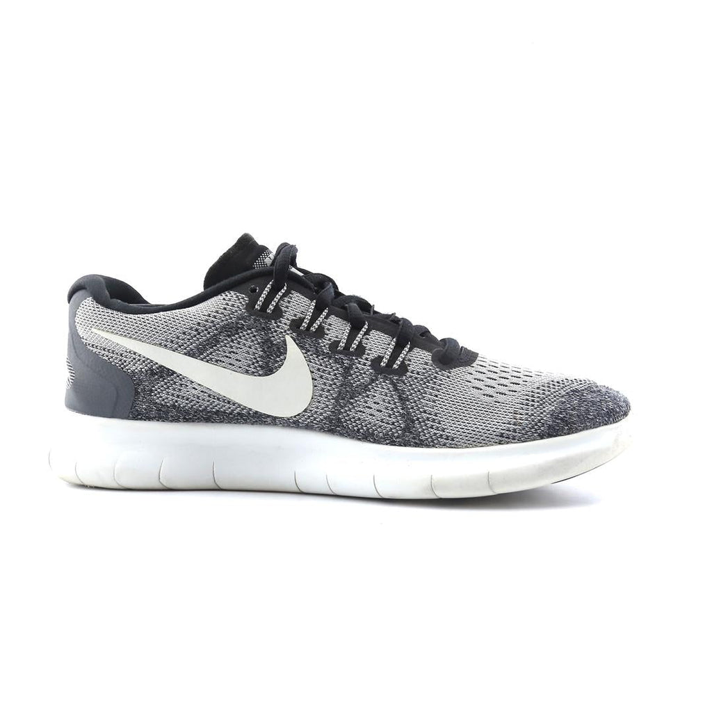 NIKE FREE RN