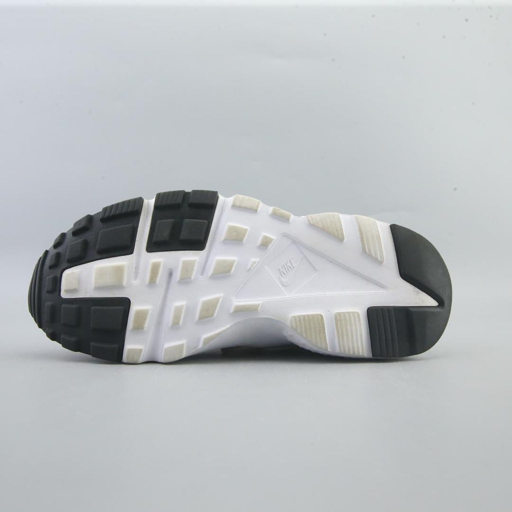 NIKE AIR HUARACHE RUN