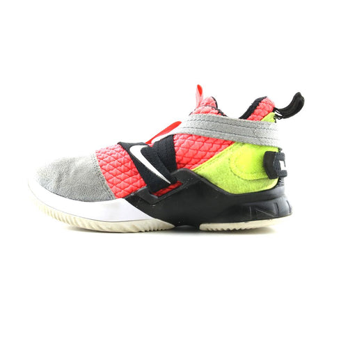 NIKE  LEBRON SOLDIER XII