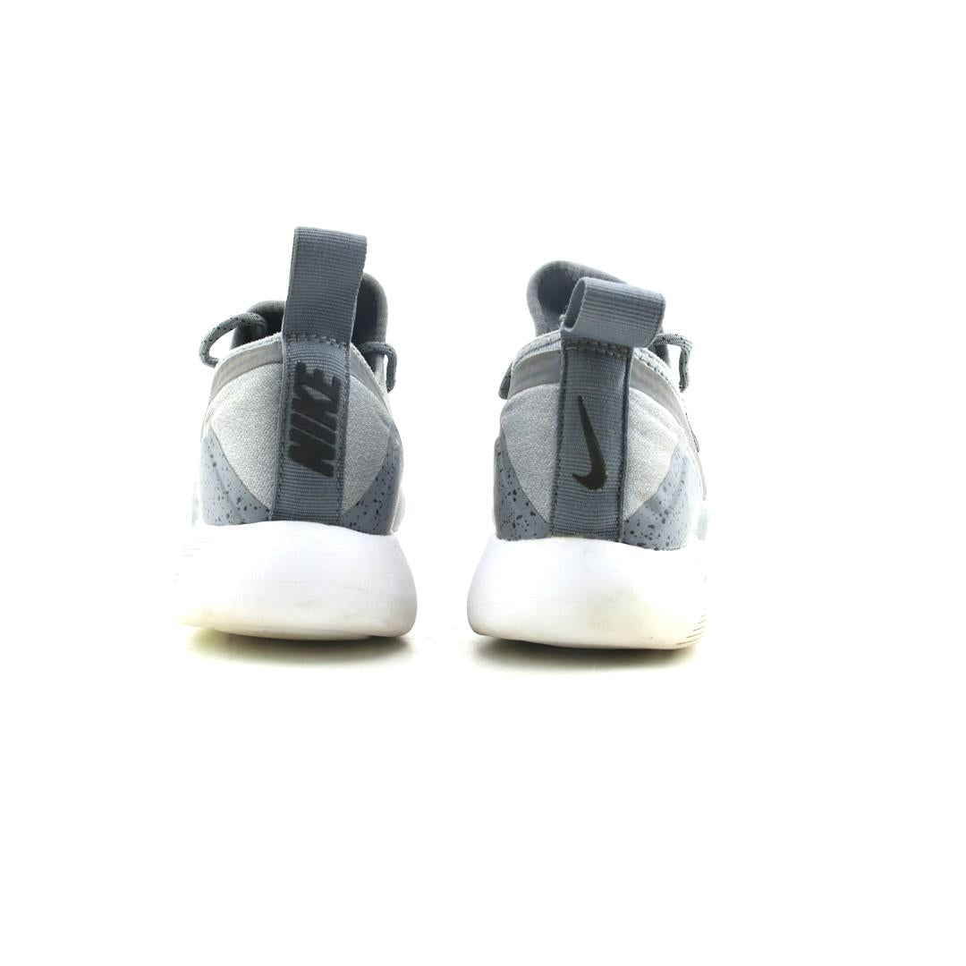 NIKE LUNARCHARGE