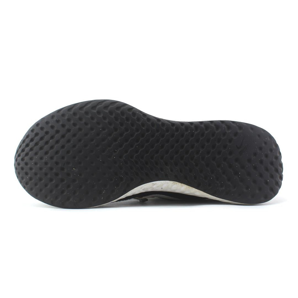 NIKE REVOLUTION 5
