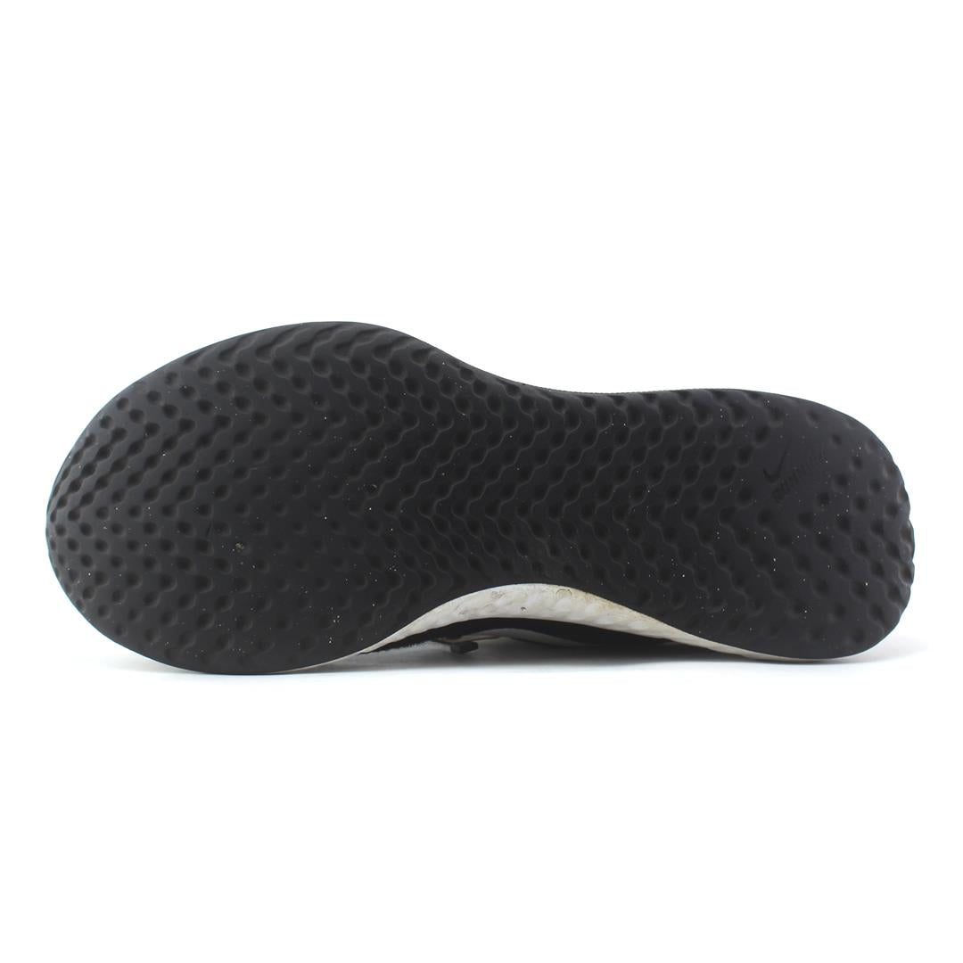 NIKE REVOLUTION 5