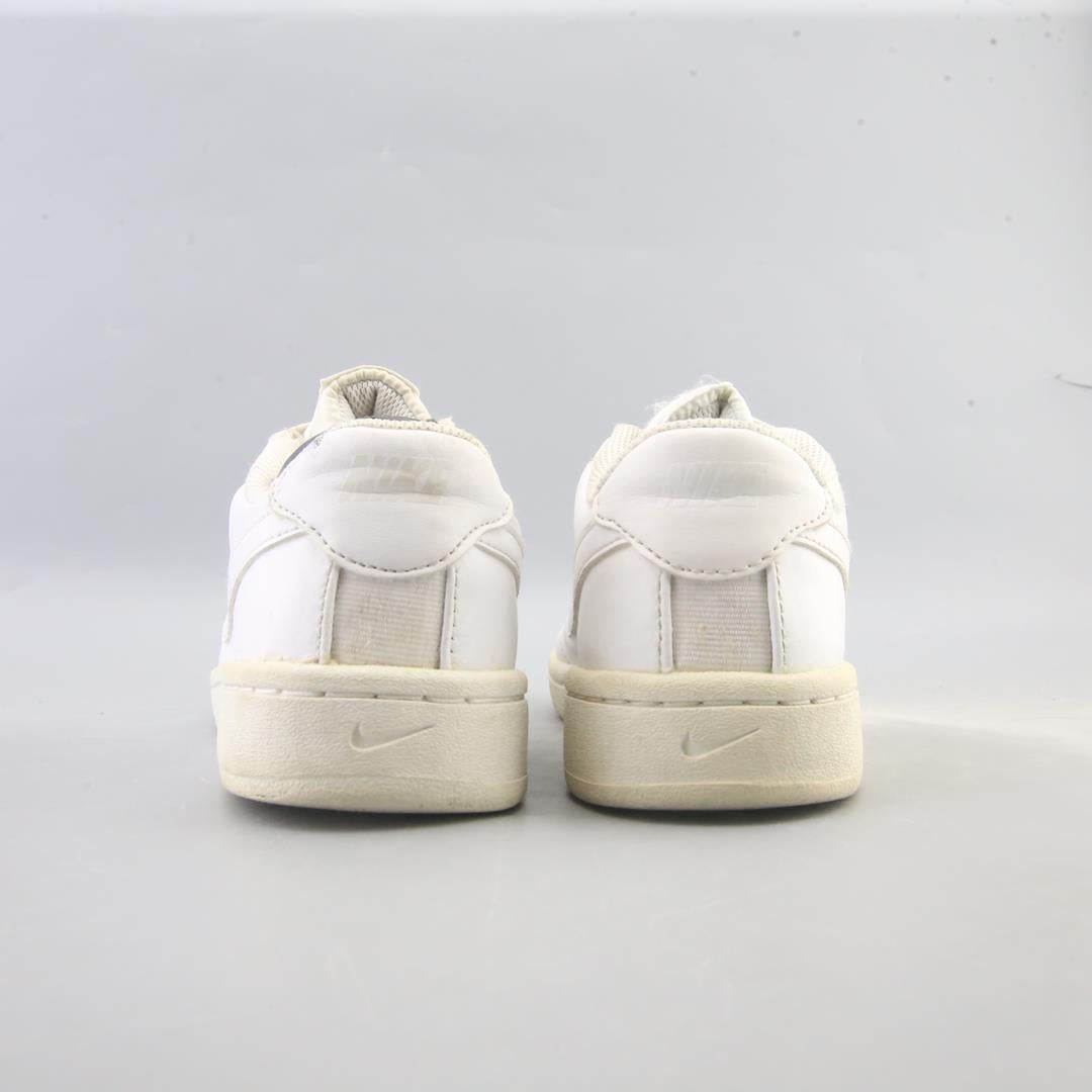 NIKE COURT ROYALE 2 LOW
