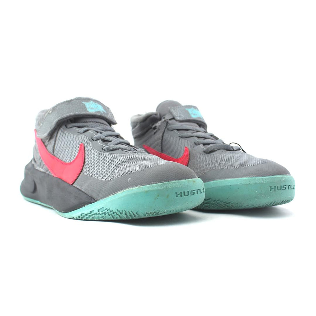 NIKE TEAM HUSTLE D 10