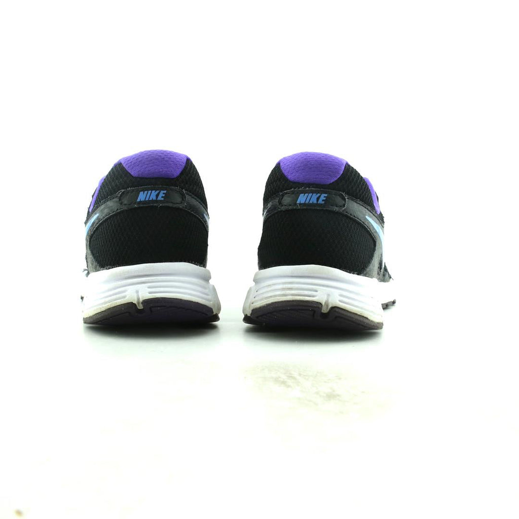 NIKE REVOLUTION 2
