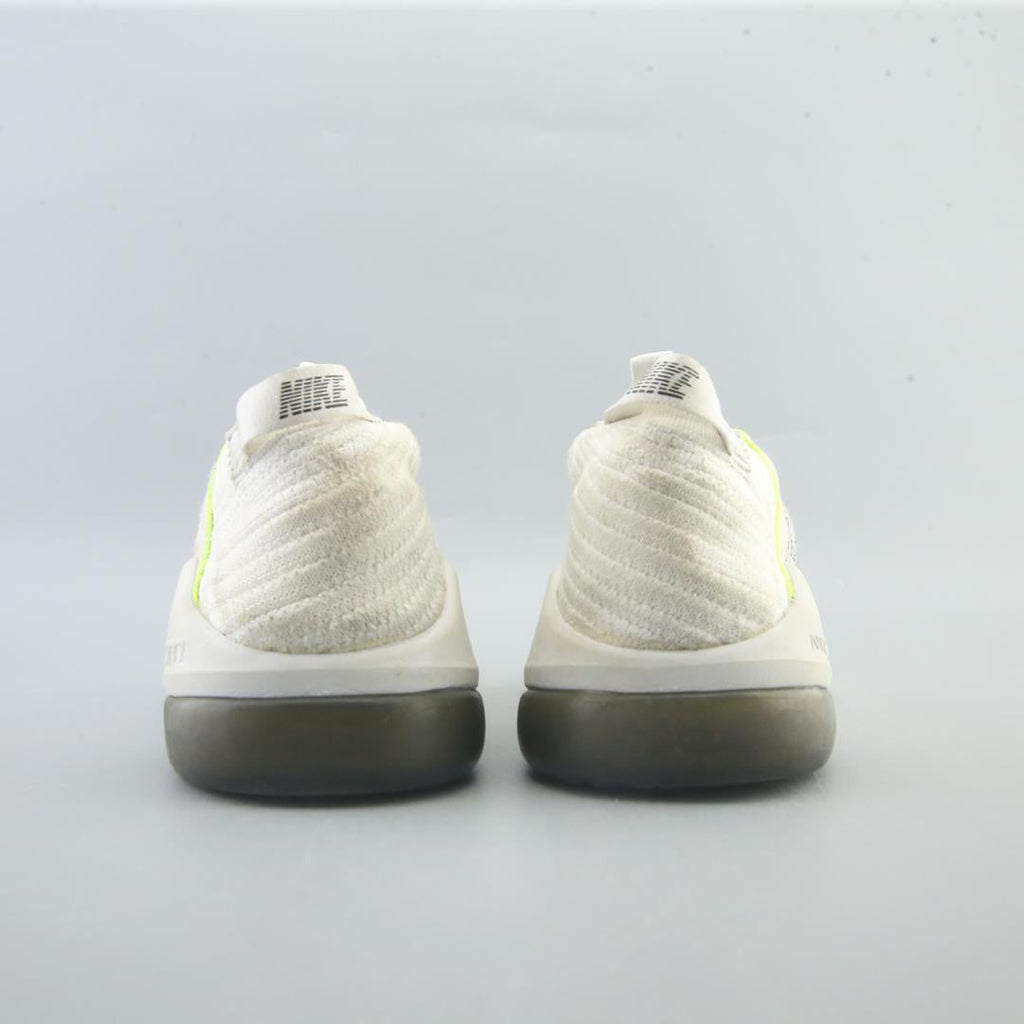 NIKE AIR ZOOM FEARLESS FLYKNIT 2
