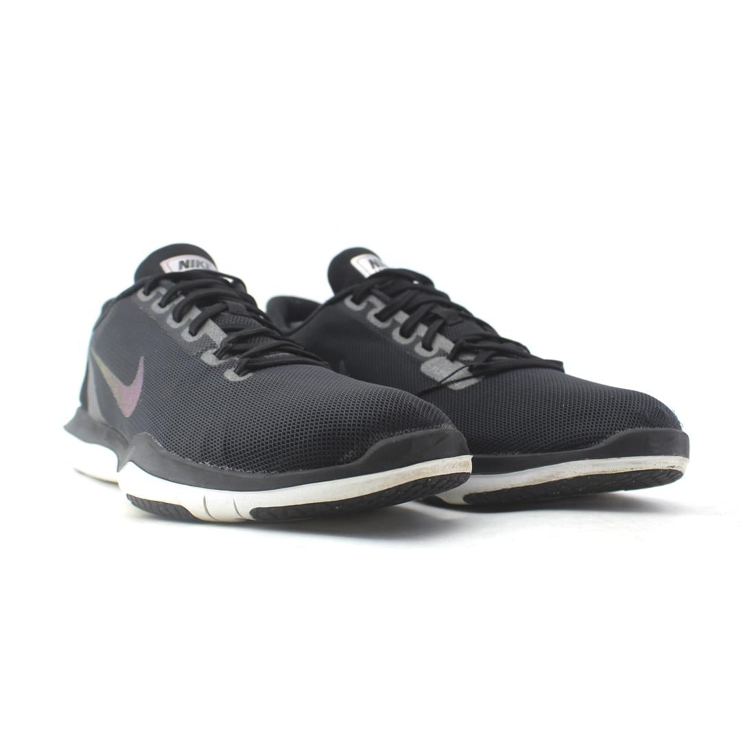 NIKE  FLEX SUPREME TR 5