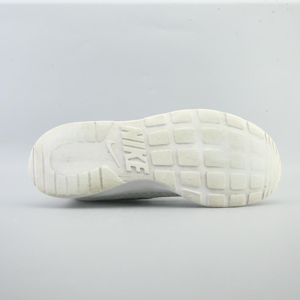 NIKE TANJUN