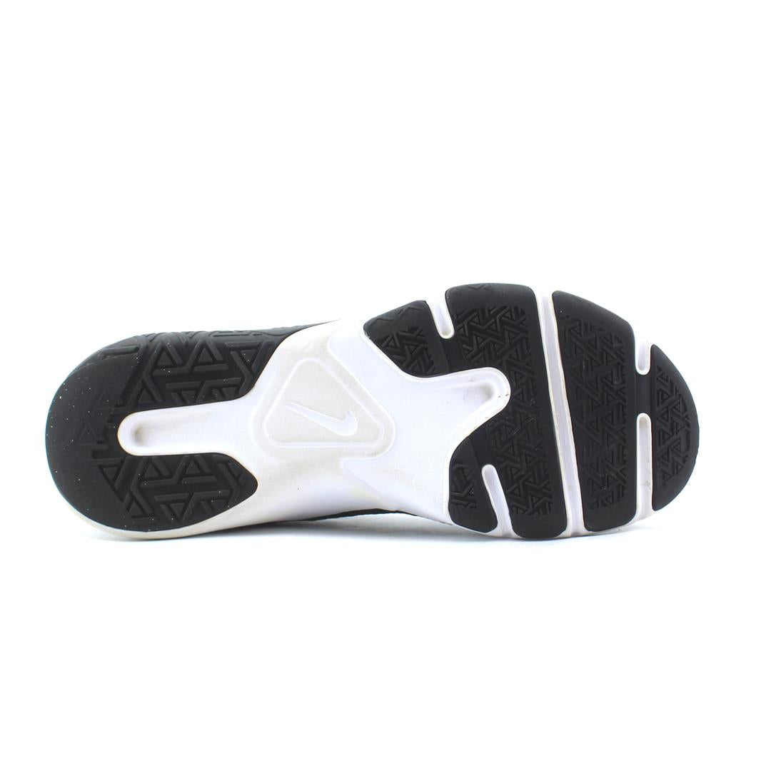 NIKE LEGEND ESSENTIAL