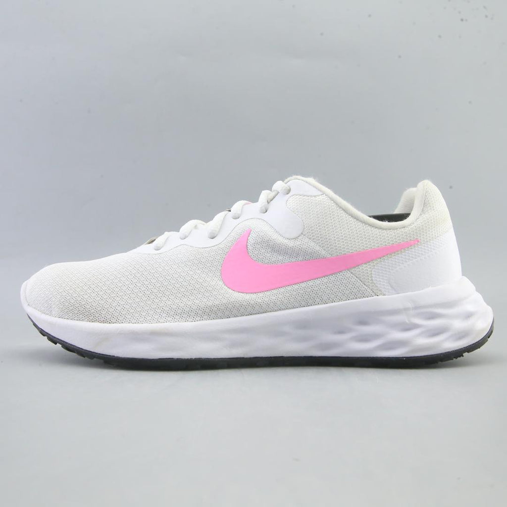 NIKE REVOLUTION 6