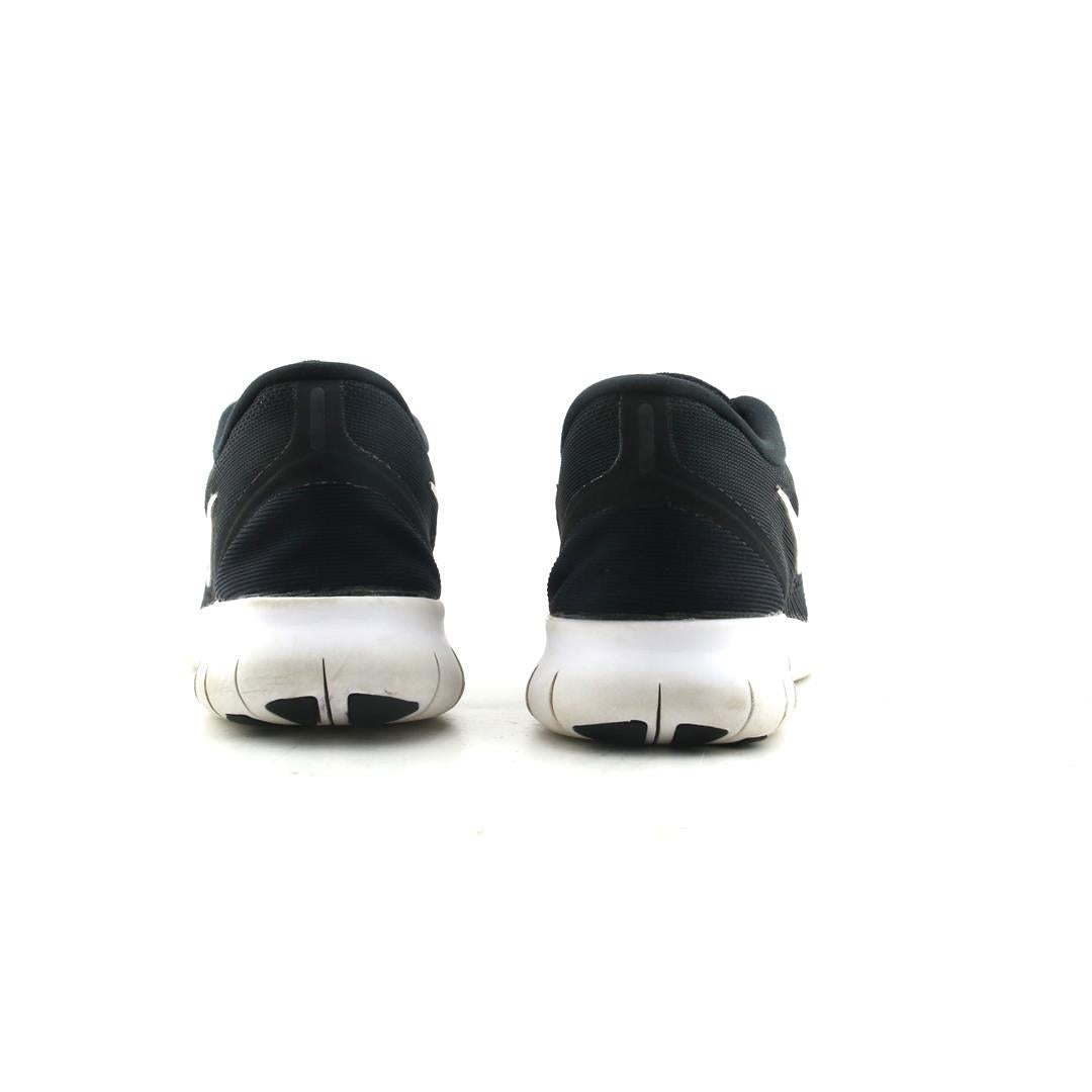 NIKE FREE RN