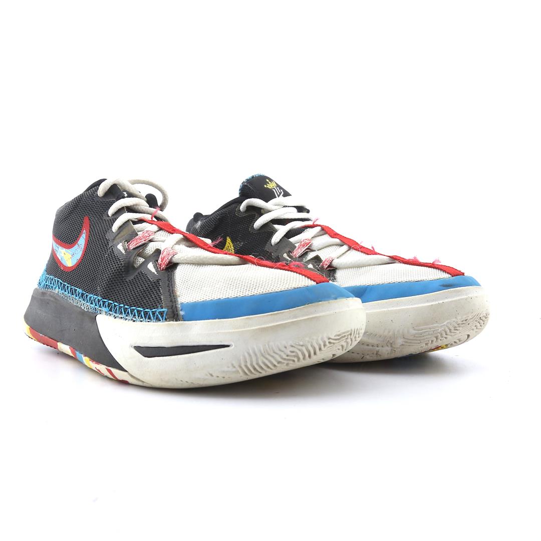 NIKE KYRIE FLYTRAP 6