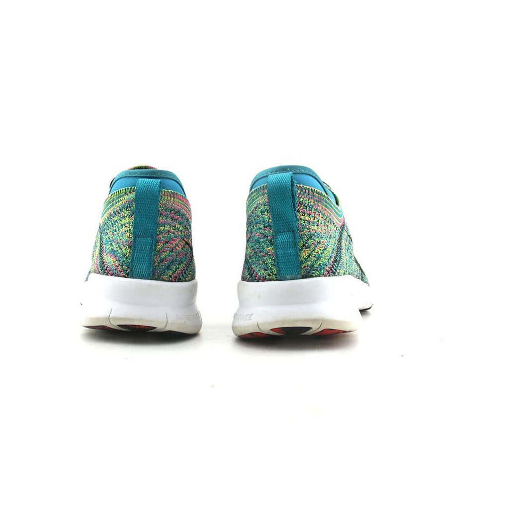 NIKE FREE TR FLYKNIT