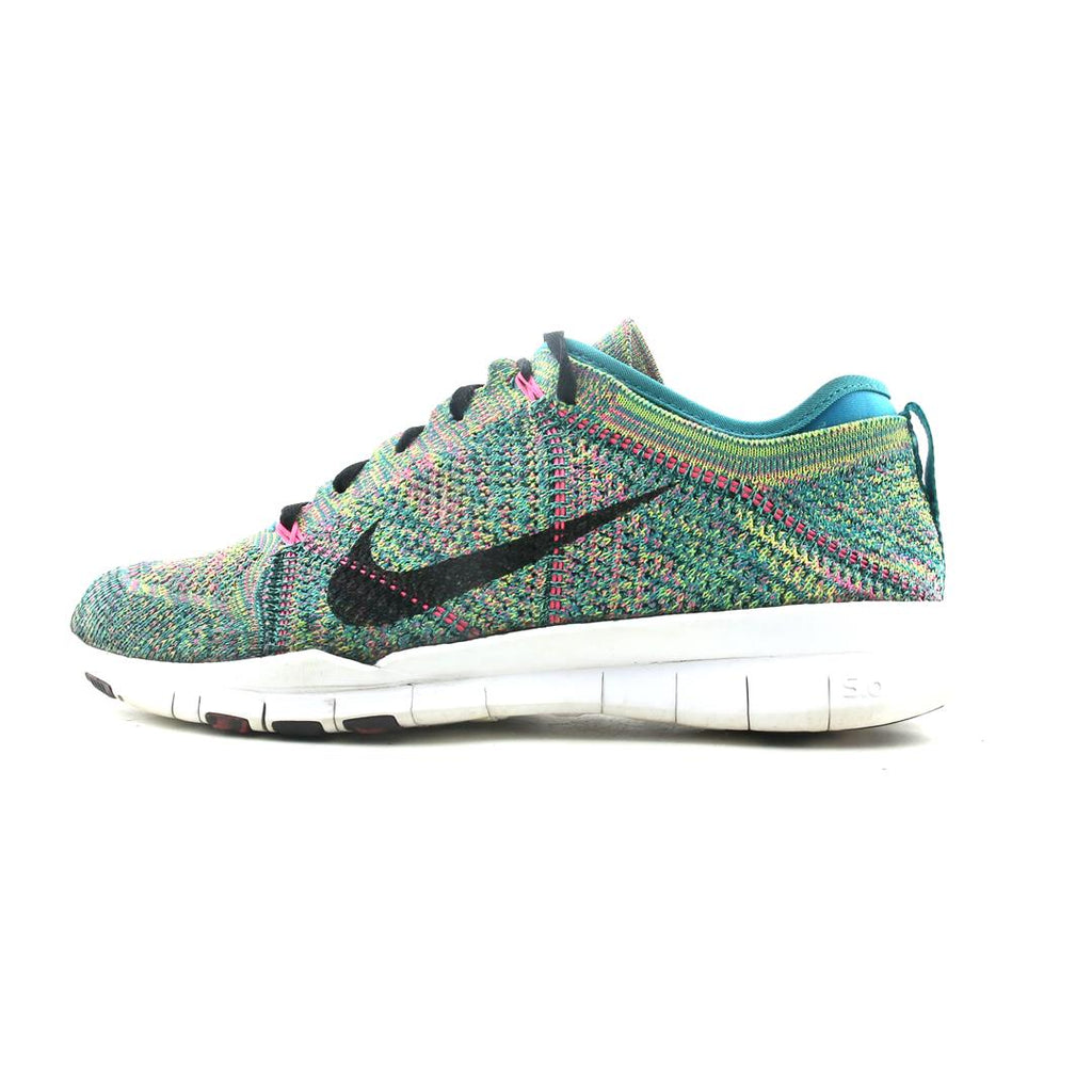 NIKE FREE TR FLYKNIT