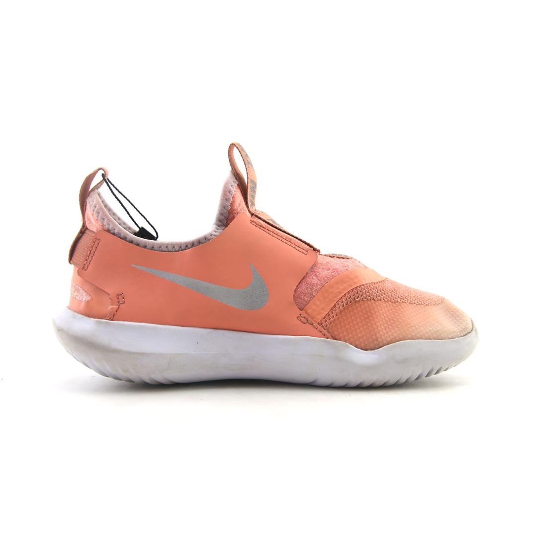 NIKE FLEX RUNNER