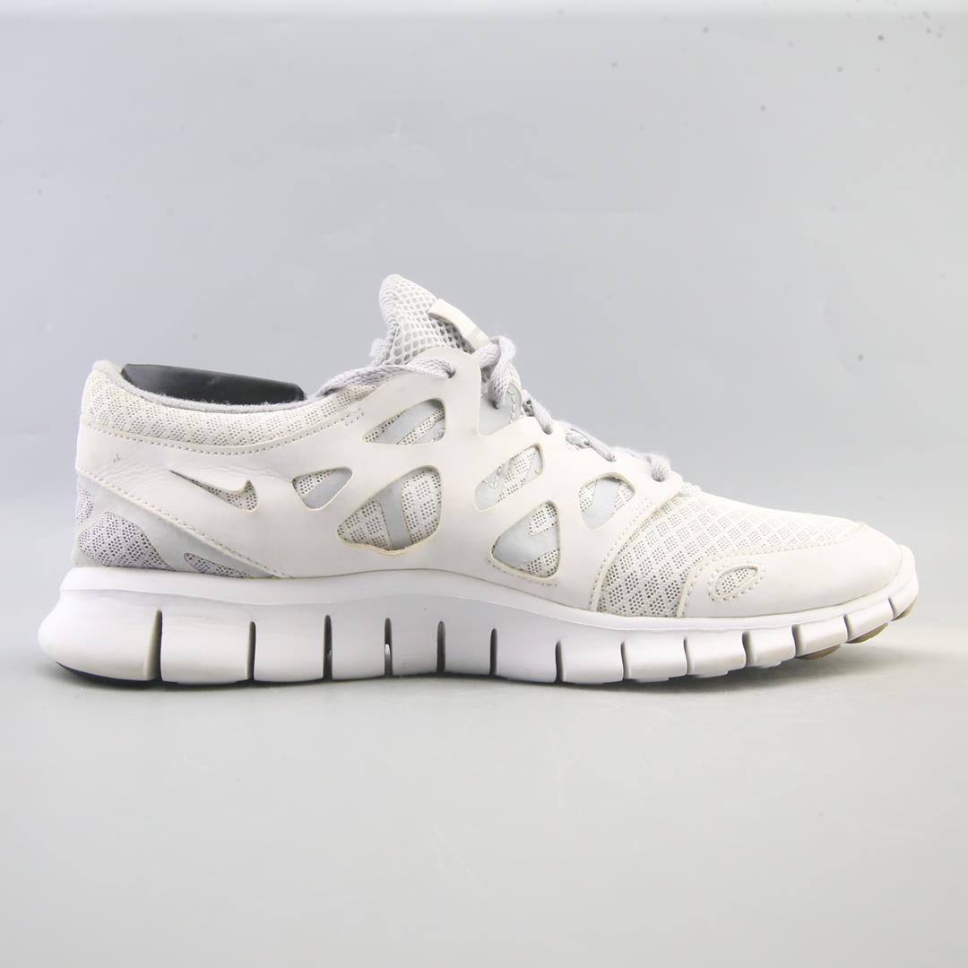 NIKE  FREE RUN 2