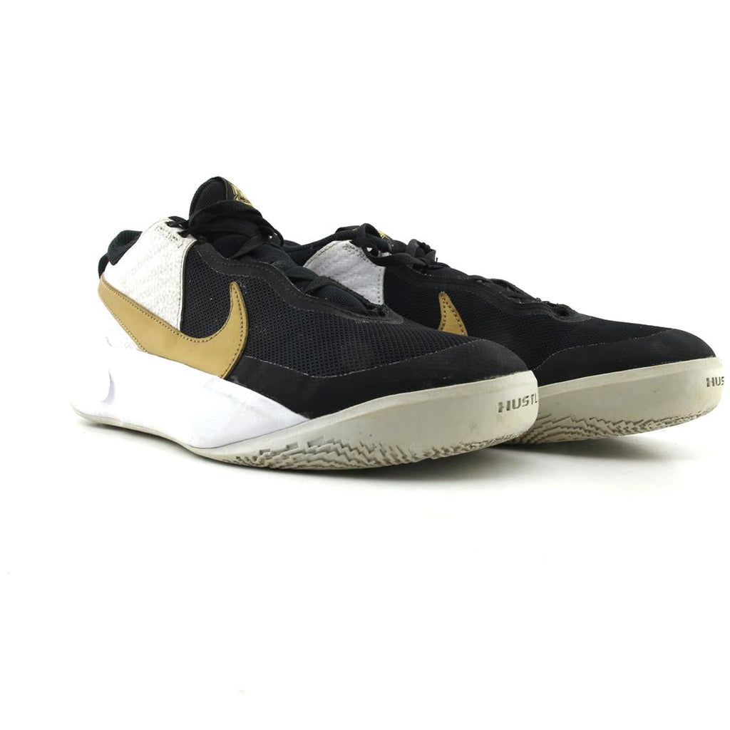 NIKE TEAM HUSTLE D 10