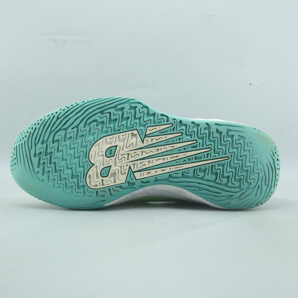 NEW BALANCE  FRESH FOAM X LAV V2